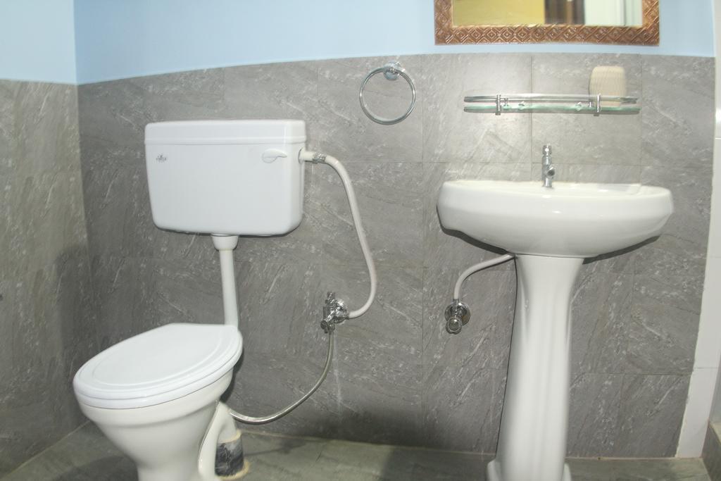 Lotus Paying Guesthouse 瓦拉纳西 外观 照片