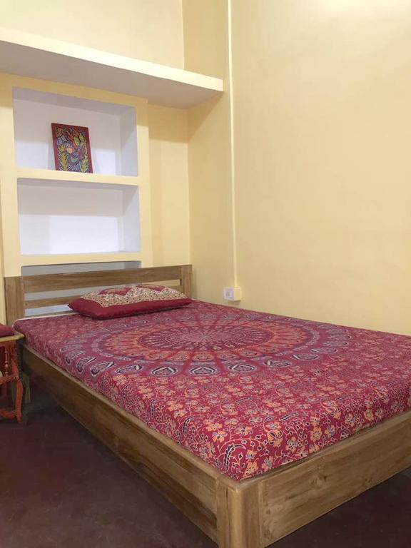 Lotus Paying Guesthouse 瓦拉纳西 外观 照片